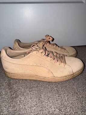 Mens Puma Suede Platform Sneakers in Light Tan
